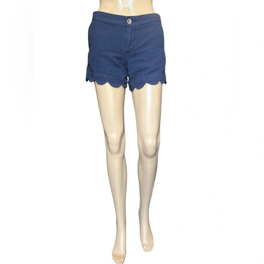 Lilly Pulitzer Womens Shorts The Buttercup Shorts 5” Navy Scalloped Chino Size 0
